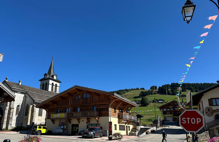 Chalet Crest Voland 185 m2 hab / terrain 528 m². — photo 2