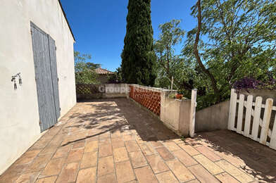 Appartement 3 pièces 866 €