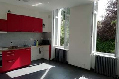 Appartement 2 pièces 733 €