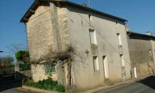 Maison 5 Pièces 85 m² à louer à Condac (16700)