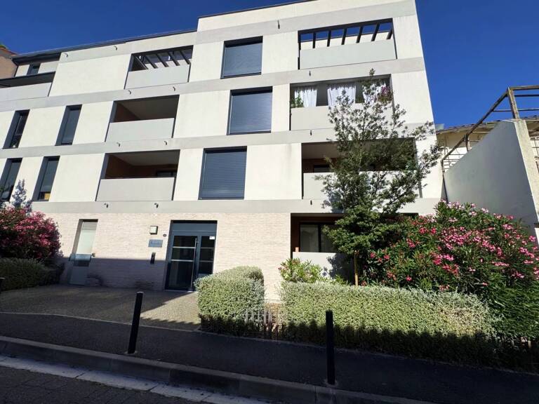 PORT ST SAUVEUR - Appt. T3-Terrasse-Parking — photo 1