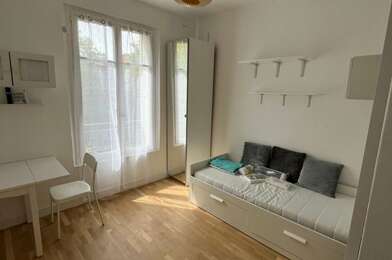 Appartement 1 pièces 890 €