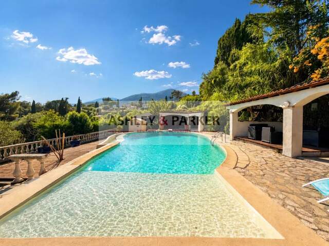 VILLA 6PIÈCES — photo du bien