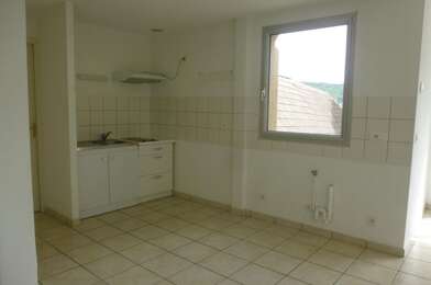 Appartement 3 pièces 570 €