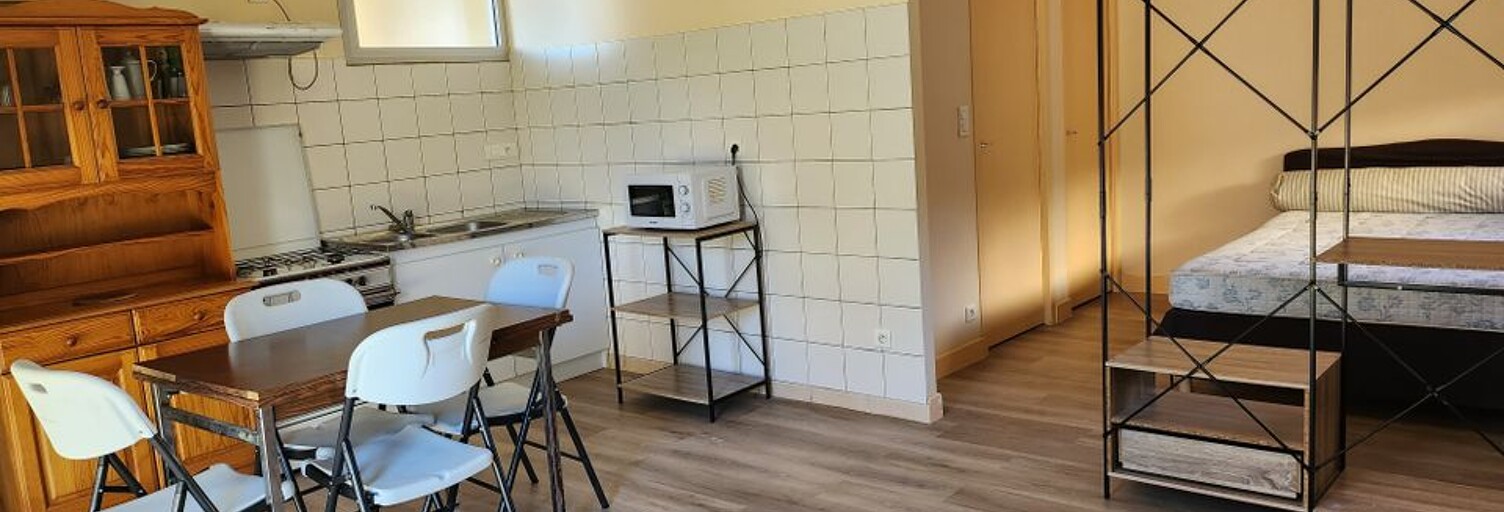 Appartement 1 Pièce 38 m² à louer à Leyme (46120)