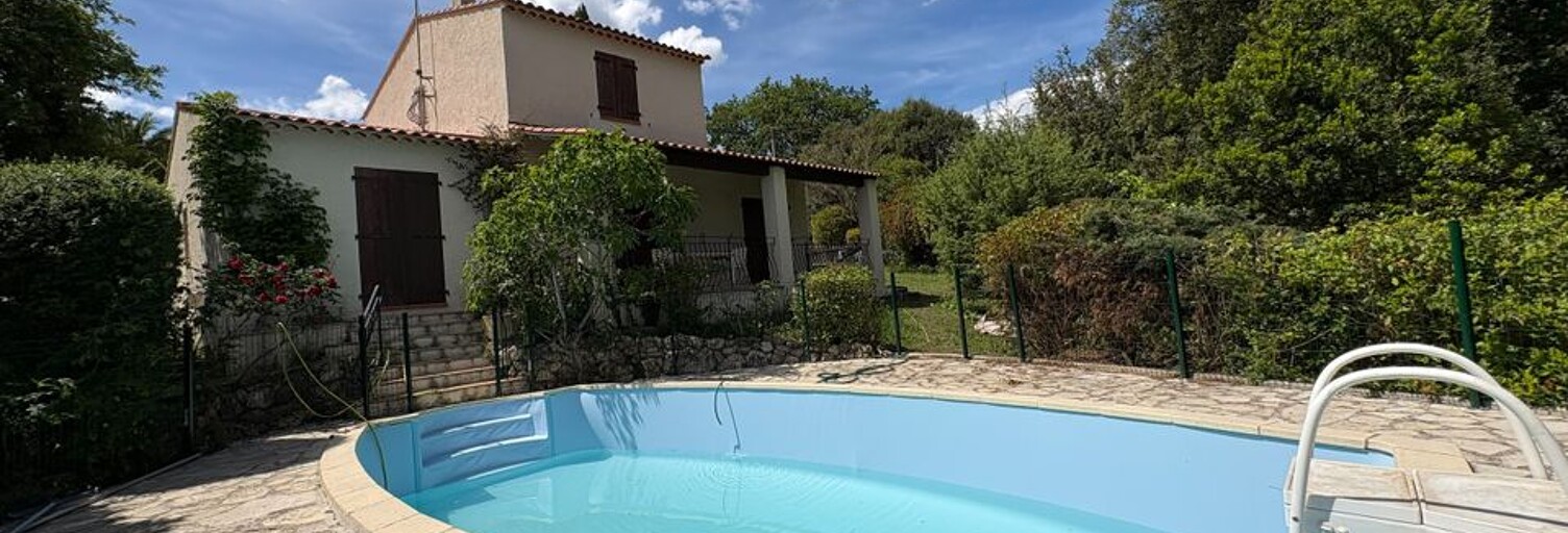 Maison 5 Pièces 127 m² à louer à Figanières (83830)