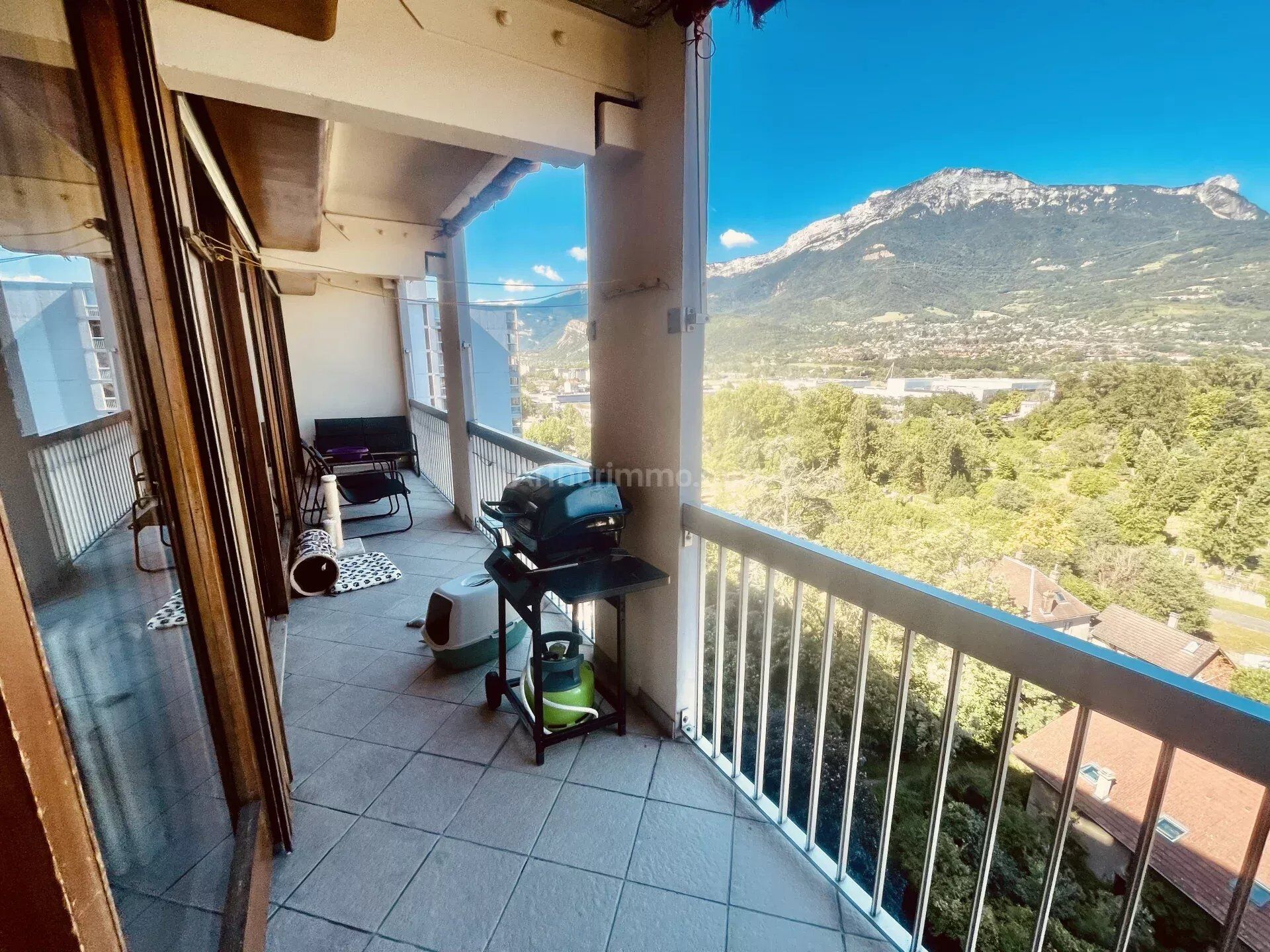 Acheter appartement de 5 pièces 93 m² 200 000 € à Grenoble (38000) : une annonce Arthurimmo.com — 2