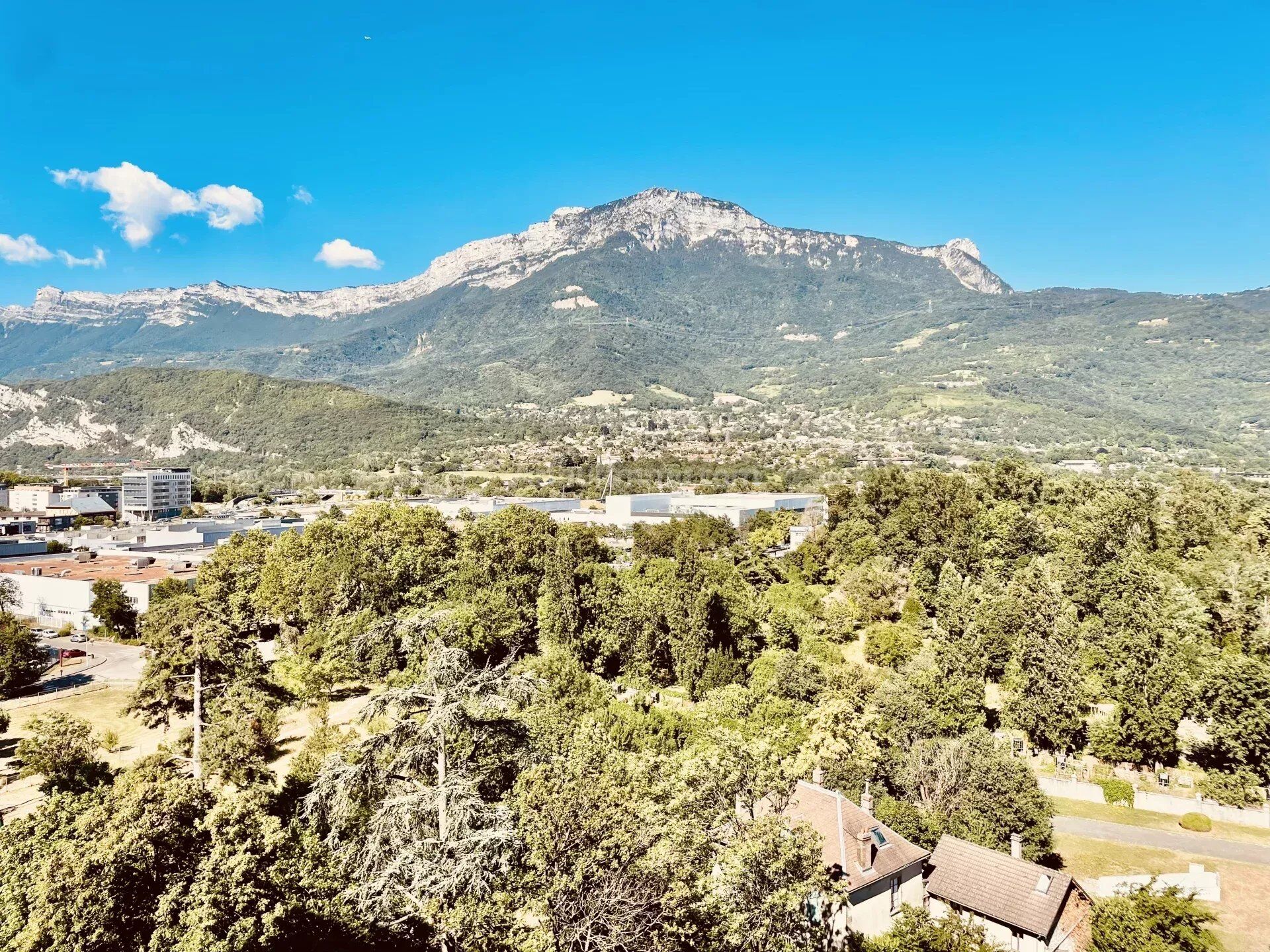 Acheter appartement de 5 pièces 93 m² 200 000 € à Grenoble (38000) : une annonce Arthurimmo.com — 4