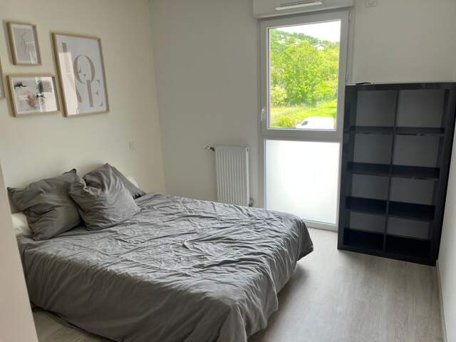 Chambre de 12m2 à louer sur Bassens — photo du bien