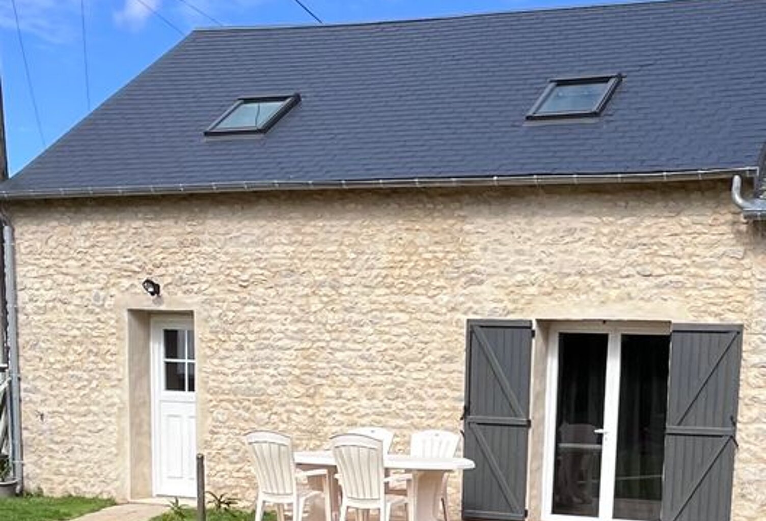 Maison de 85m2 à louer sur Neuvy-en-Dunois — photo 1