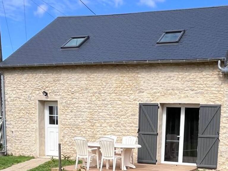 Maison de 85m2 à louer sur Neuvy-en-Dunois — photo 1