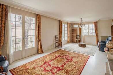 Maison 6 pièces 1250 €