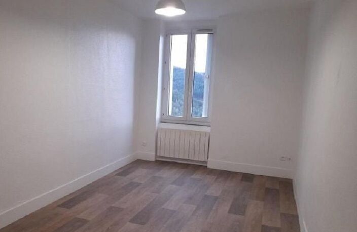 Studio de 40m2 à louer sur Saint-Étienne — photo 3