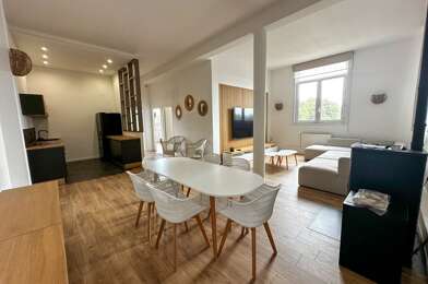 Appartement 4 pièces 1570 €