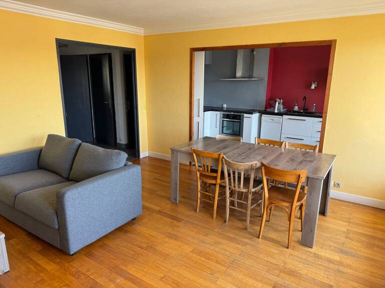 Appartement de 74m2 à louer sur Saint-Étienne — photo 1