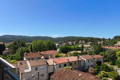 Appartement 3 pièces 1352 €