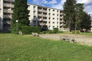 Appartement 3 pièces 880 €