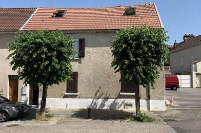 Appartement 2 pièces 710 €