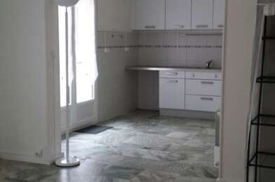 Appartement 1 pièces 720 €