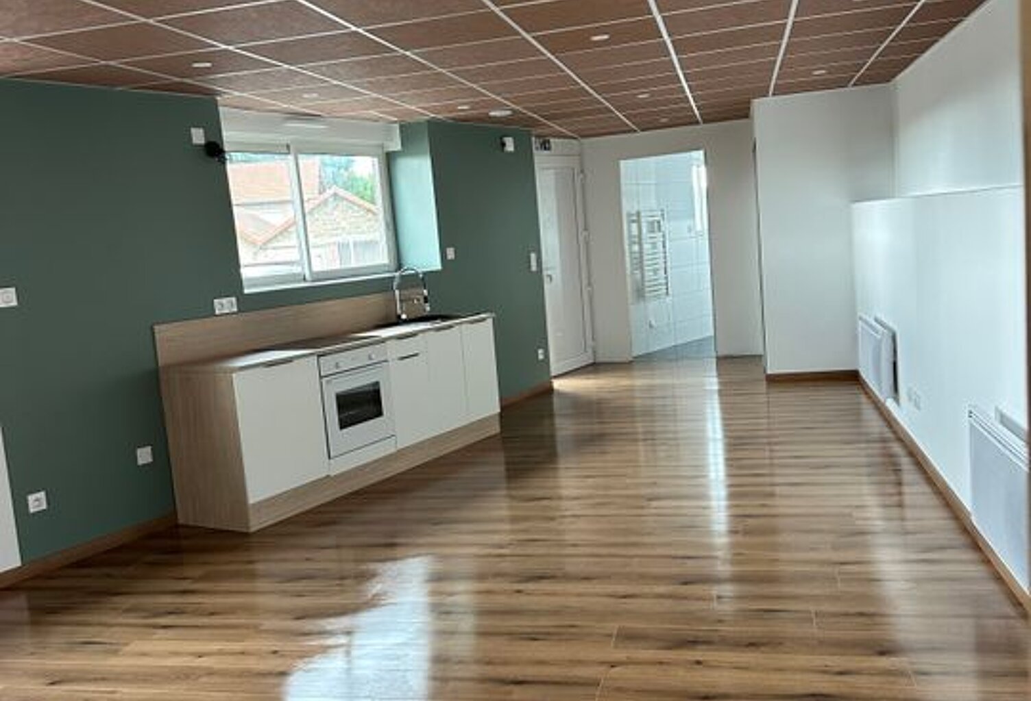 Studio de 50m2 à louer sur Fourneaux — photo 1