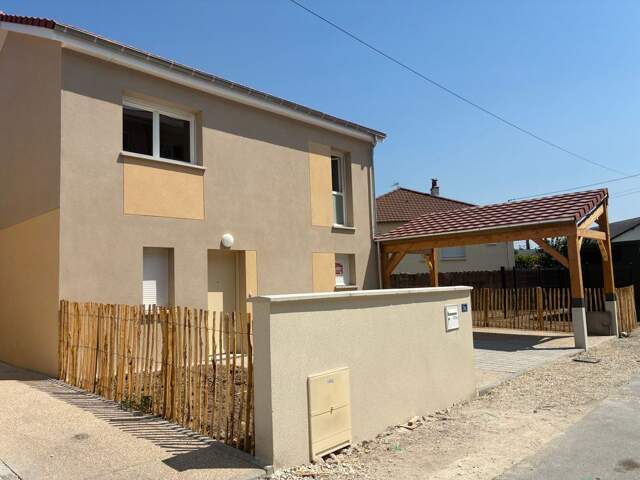 Maison de 77m2 à louer sur Fleury-les-Aubrais — photo du bien