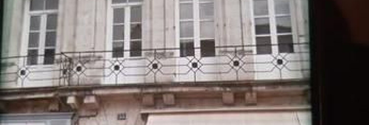 Appartement 1 Pièce 25 m² à louer à Rochefort (17300)