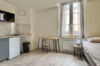 Appartement 1 pièces 575 €