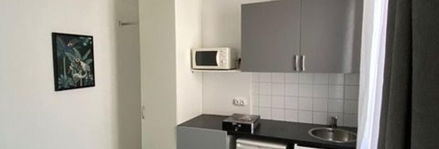 Appartement 1 Pièce 11 m² à louer à Paris 15 (75015)