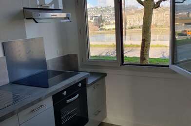 Appartement 3 pièces 755 €