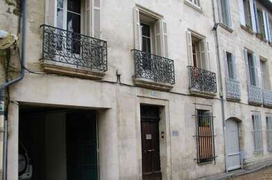 Appartement 3 pièces 750 €