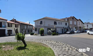 Immeuble  211 m² à vendre à Cazères (31220)