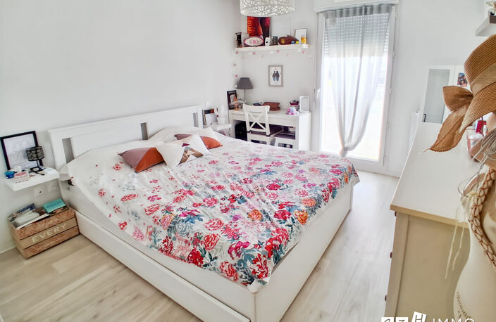 Charmant T3 de 60m² avec terrasse et 2 places parking s/sol — photo 3