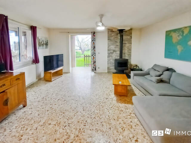 Maison traditionnelle 5 pièces 108 m² de plain-pied sur parcel — photo du bien