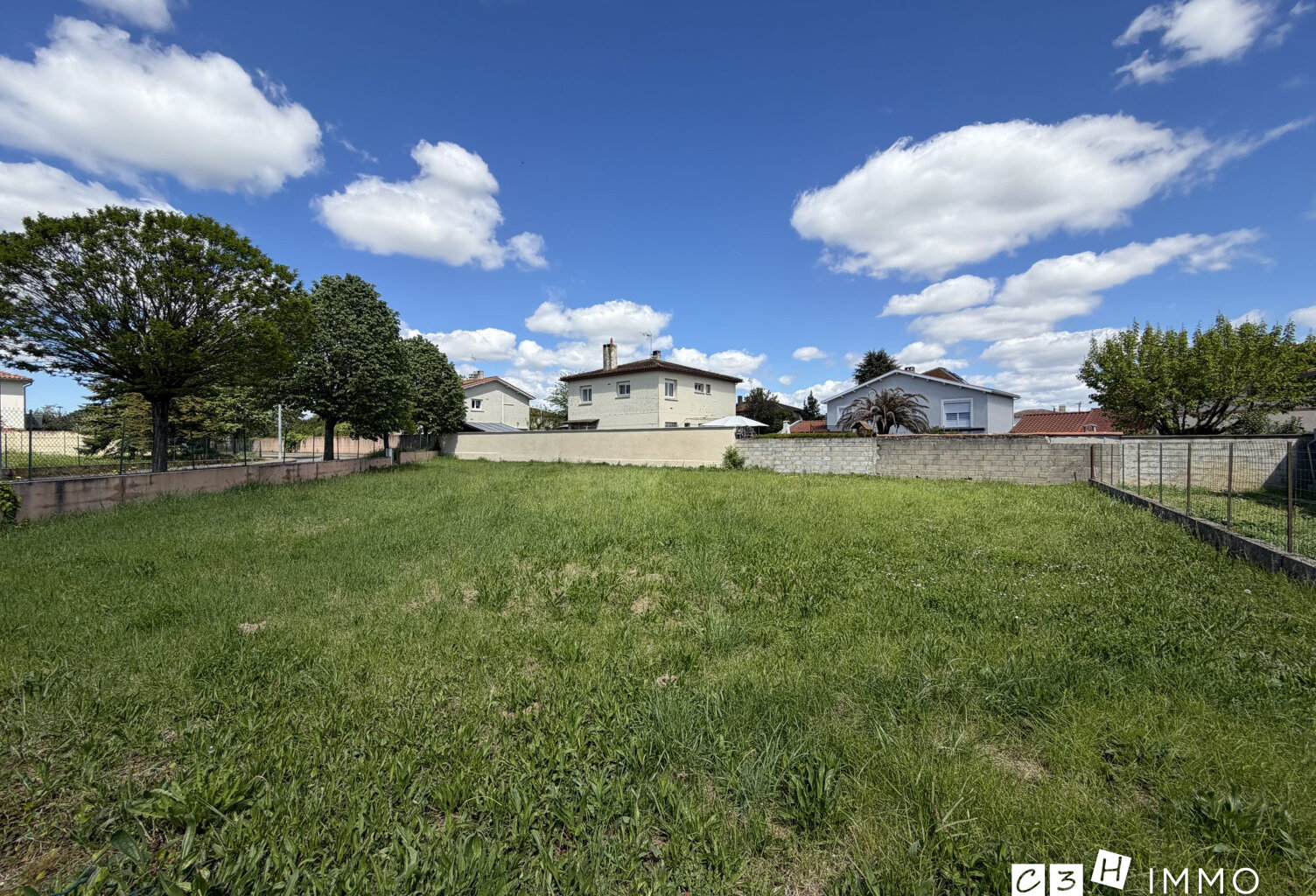 Terrain à vendre Villeneuve-Tolosane — photo 1