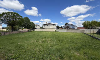 Terrain  636 m² à vendre à Villeneuve-Tolosane (31270)