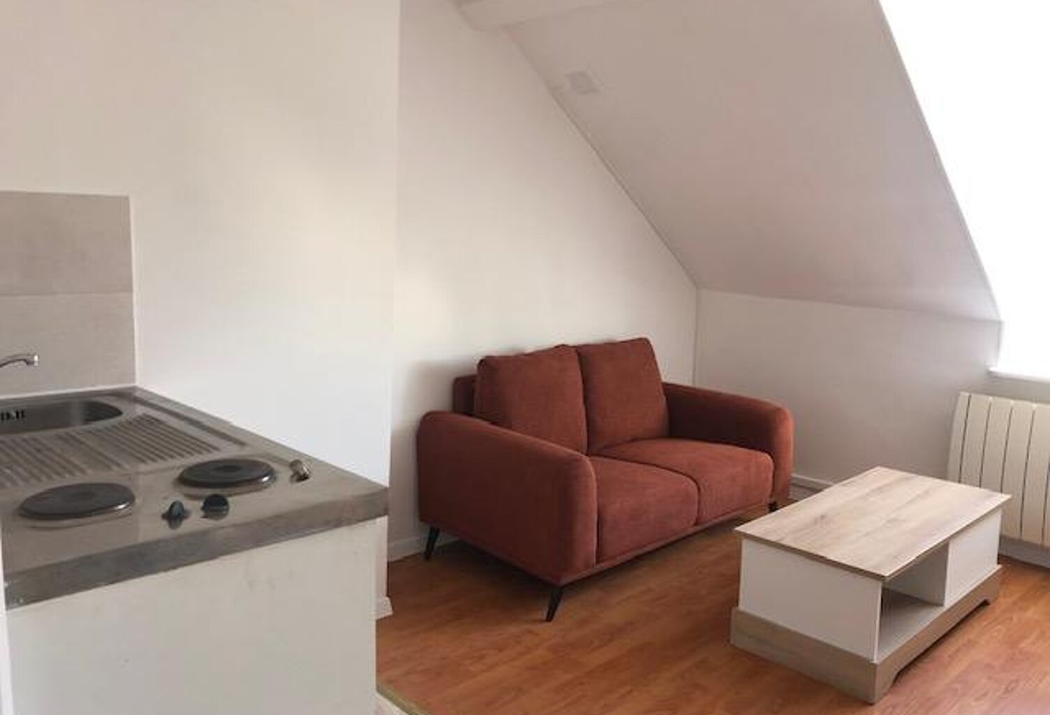 Appartement T2 meublé de 25 m² en plein cœur de Vernon - Proche gare — photo 1