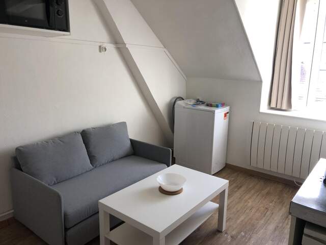 Appartement 2 pièces meublé, coeur de ville, proche gare — photo du bien