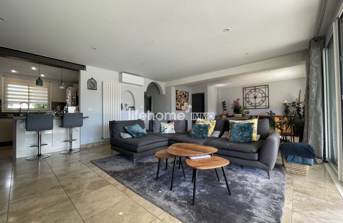 Superbe propriété familiale avec piscine sur jardin arboré de — photo 3