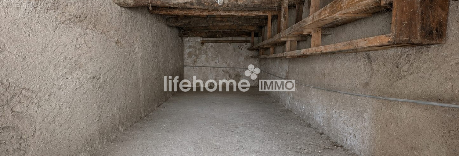 Garage  48 m² à vendre à Cabasse (83340)