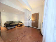 ? Immeuble 2 appartements + 4 garages — photo 3