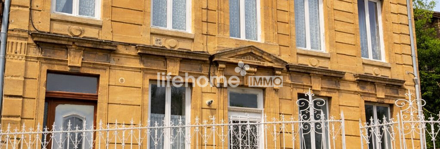 Immeuble  365 m² à vendre à Floing (08200)