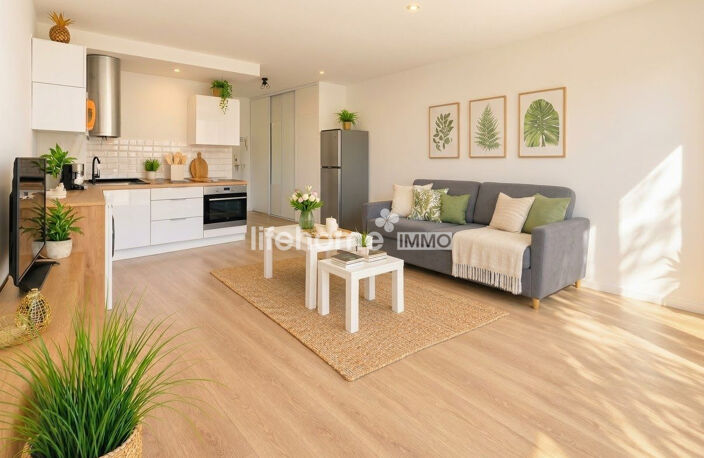 GOLFE DE SAINT-TROPEZ / Très beau Studio de 26m2-\'Vente aux enc — photo 3