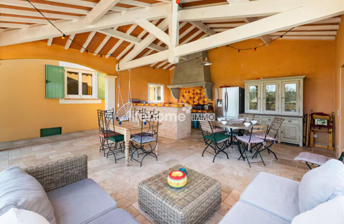 Villa T6 avec piscine, dépendance sur 1 hectare — photo 2