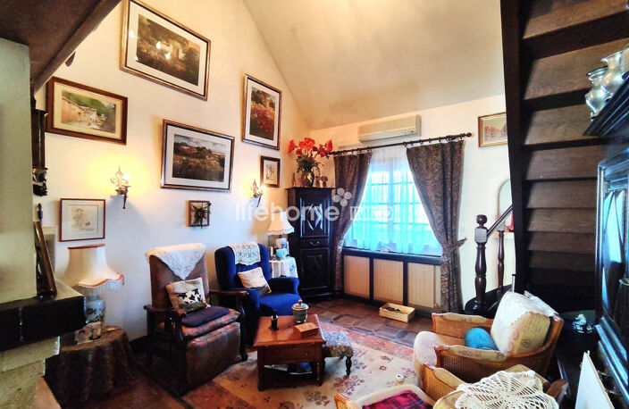 Grande maison 253 m²  2 logements  terrain 1300 m²  s — photo 4