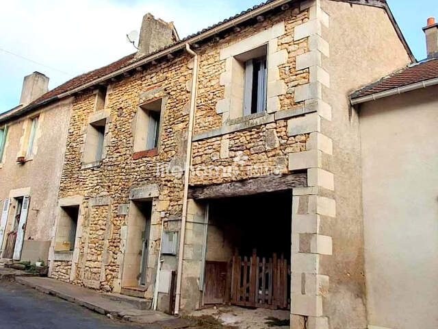 MAISON 90m2 - 3 CHAMBRES - SAINT-SAVIN 86310 — photo du bien
