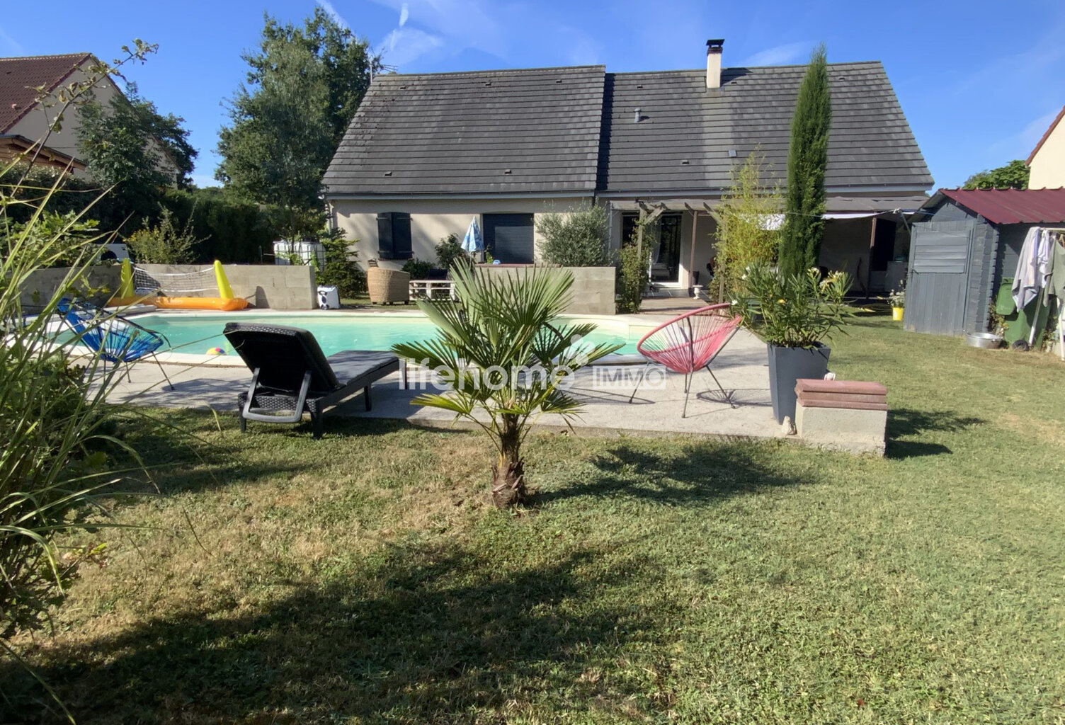 Belle maison plain pied avec piscine — photo 1