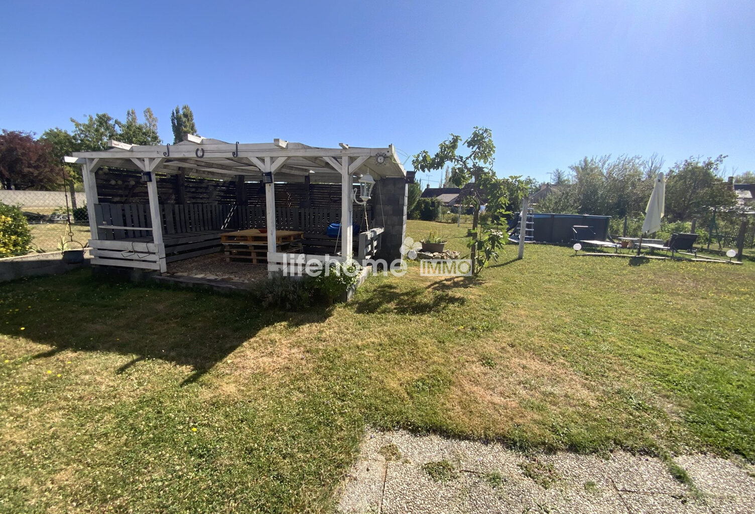 maison de 110m² avec piscine — photo 1
