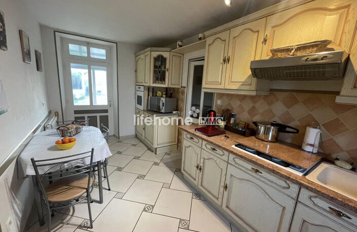 maison de 110m² avec piscine — photo 4