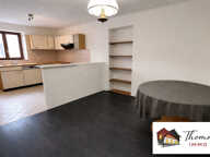 ALTKIRCH  Spacieux 2 pièces de 68 m² entièrement rénové, — photo 4