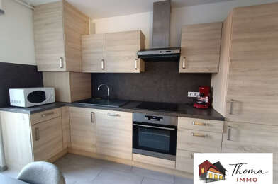 Appartement 4 pièces 890 €